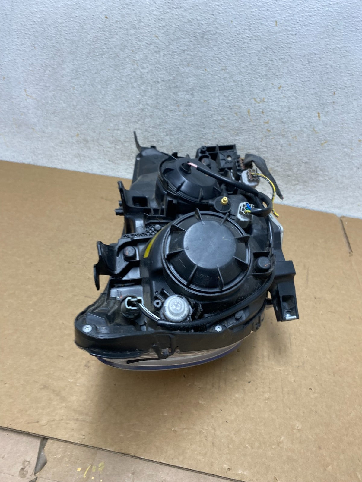 2011 - 2019 Mitsubishi Outlander Sport Left Driver Xenon Headlight AI3301 DW8