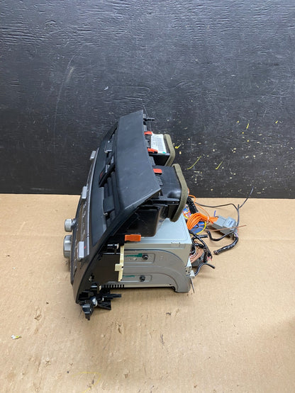 2008 to 2012 Honda Accord Front Radio Control AM./FM CD Climate Control T4499 DG2