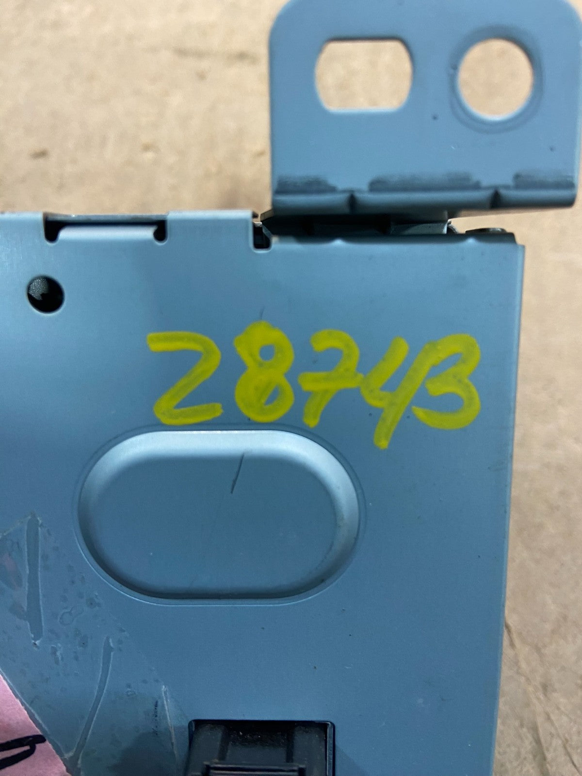 2010 - 2011 Chevrolet Equinox Radio Display Screen Information Dash Oem z8743 DG7