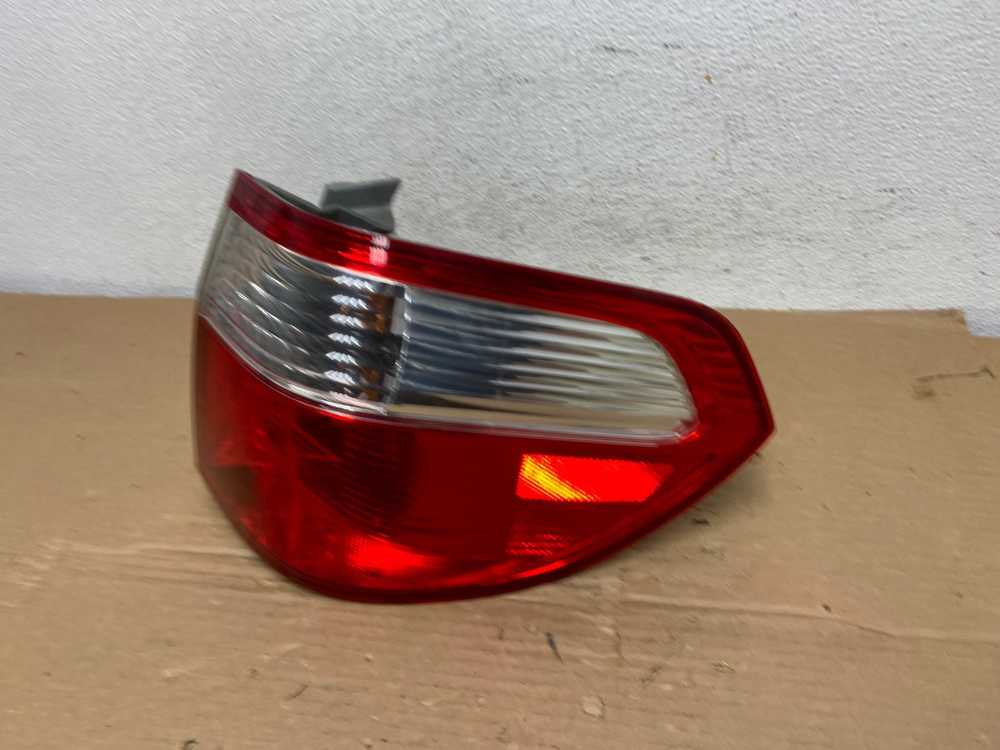 2005 2006 2007 Honda Odyssey Right Passenger RH Side Tail Light AD3923 LK1