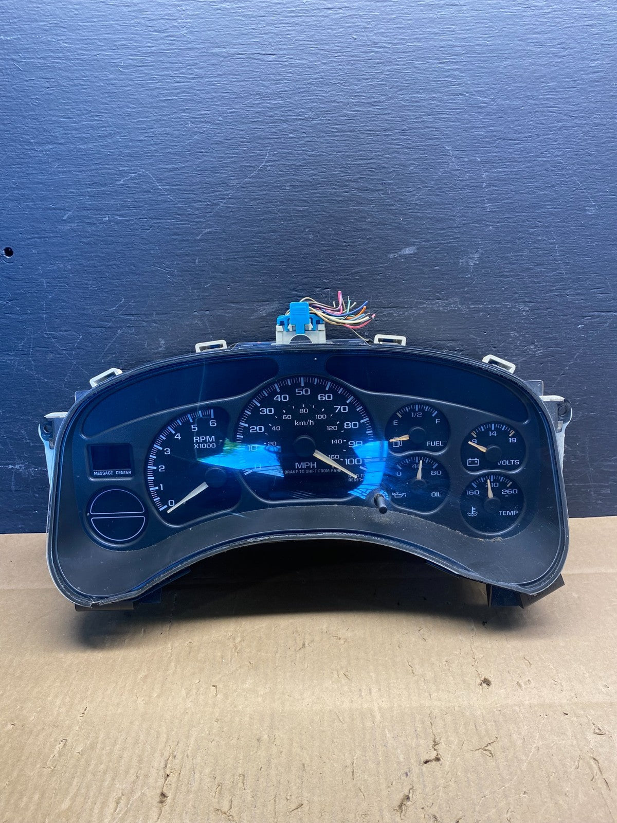 2002 GMC Yukon Speedometer Cluster Gauge AD1645 DG0