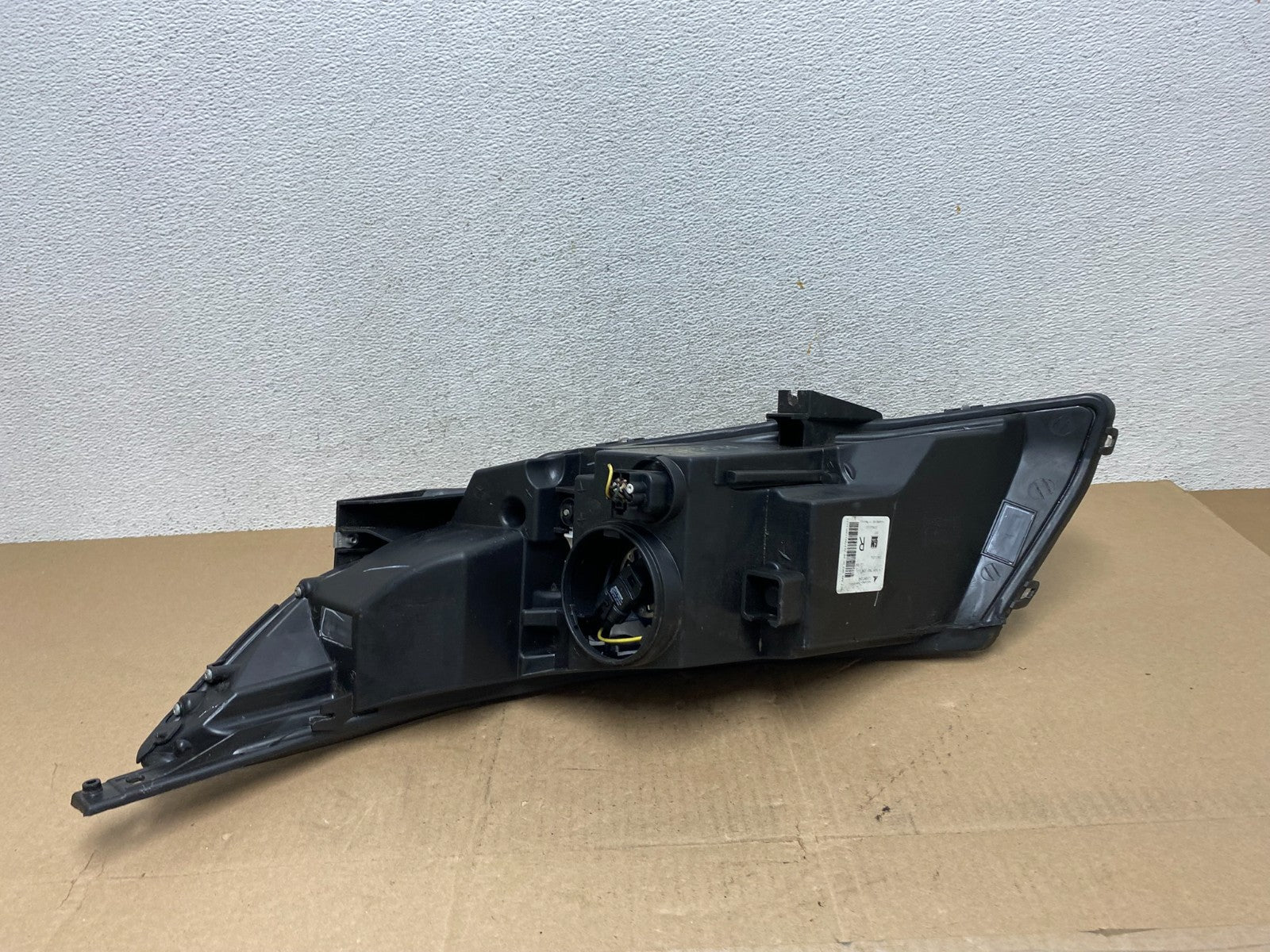 2011 to 2017 Chevrolet Volt Right Passenger Rh Side Halogen Headlight AE6675 DG5
