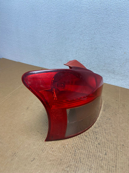 2006 to 2008 Toyota Yaris Hatchback Left Driver Side Tail Light AE0201 LK2