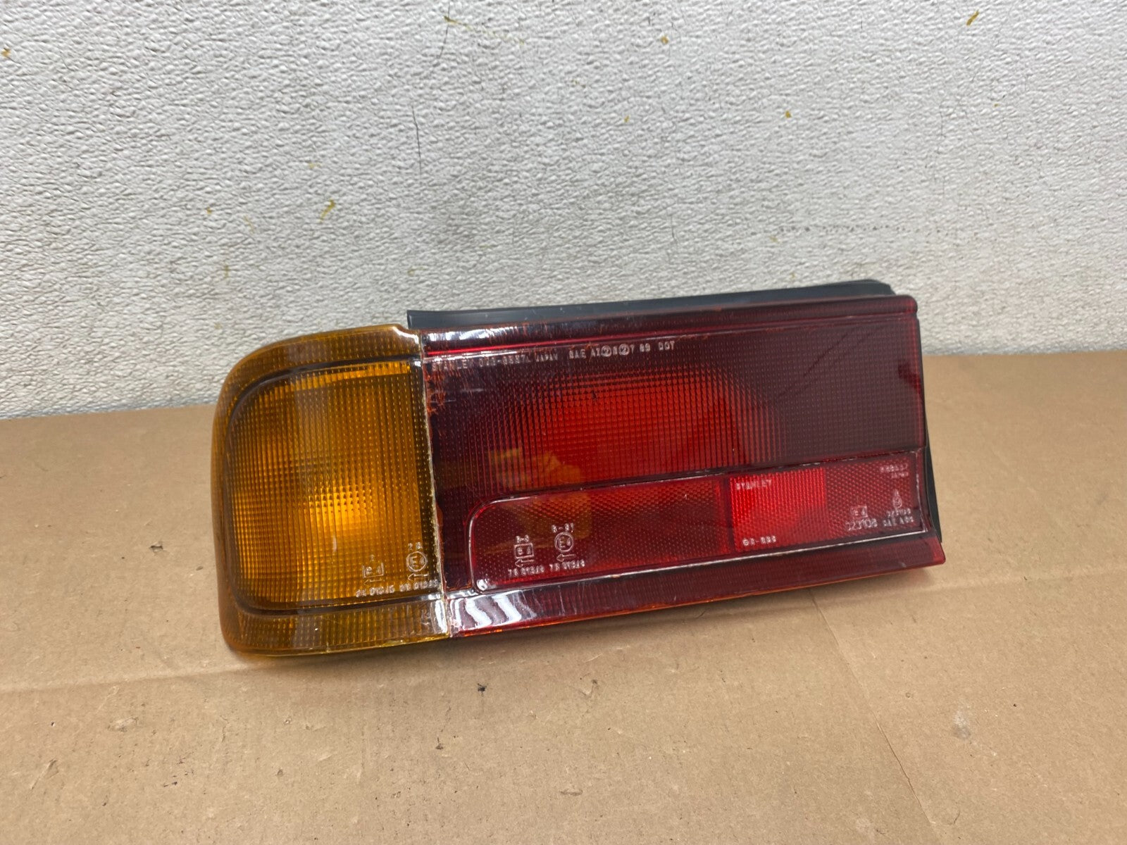 1989 to 1992 Mitsubishi Colt Hatchback Left Driver Side Tail Light Oem M3460 DG0