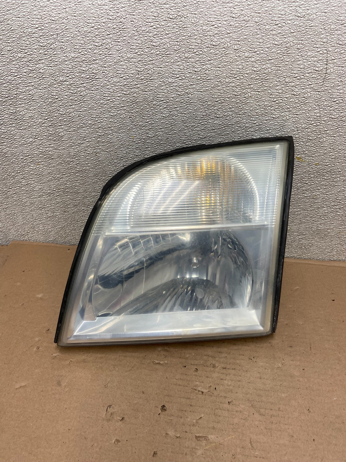 2002-2005 Mercury Mountaineer Left Driver LH Side Halogen Headlight AA9927 DW0