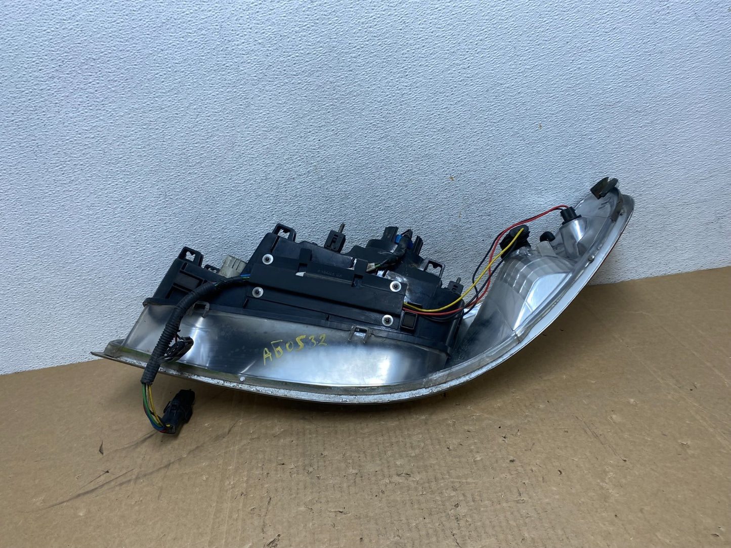 1999-2001 Lincoln & Town Car Right Passenger RH Headlight Halogen AG0532 DW7