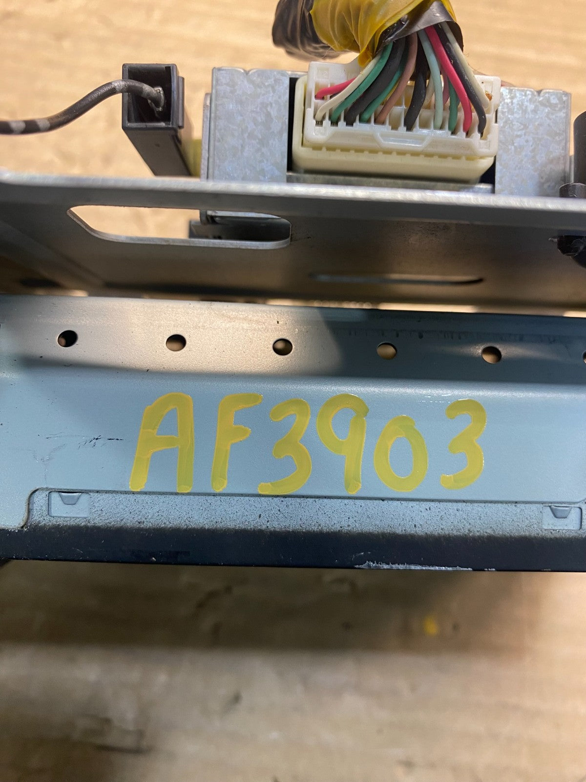 2008 to 2012 Nissan Armada QX56 Display Screen Information AF3903 DW6