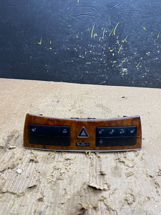 2005-2009 Mercedes W209 CLK350 CLK550 Door Lock ESP Hazard Control Z9745 DG0