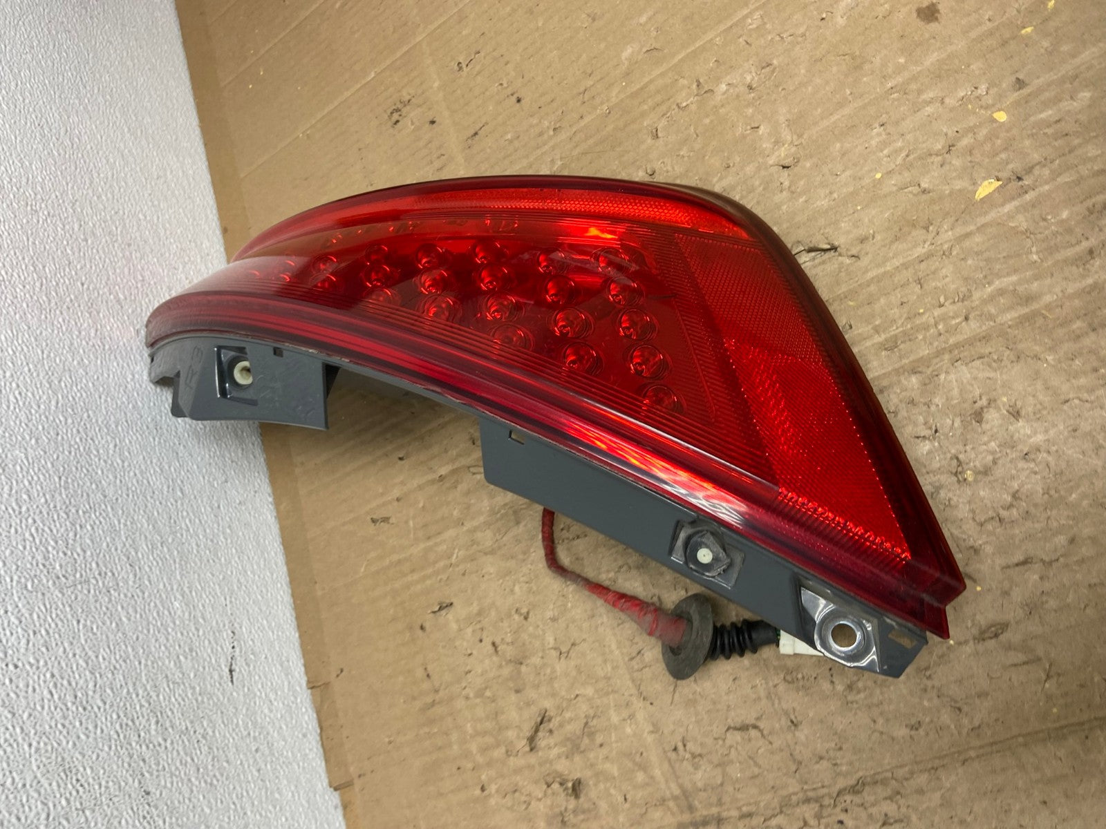 2006 to 2007 Nissan Murano Right Passenger Rh Side Tail Light Oem AC0238 LK2