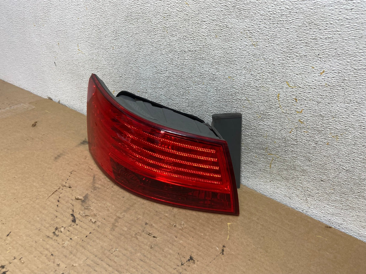 2009 to 2010 Hyundai Sonata Left Driver Lh Side Tail Light AH4326 LK2