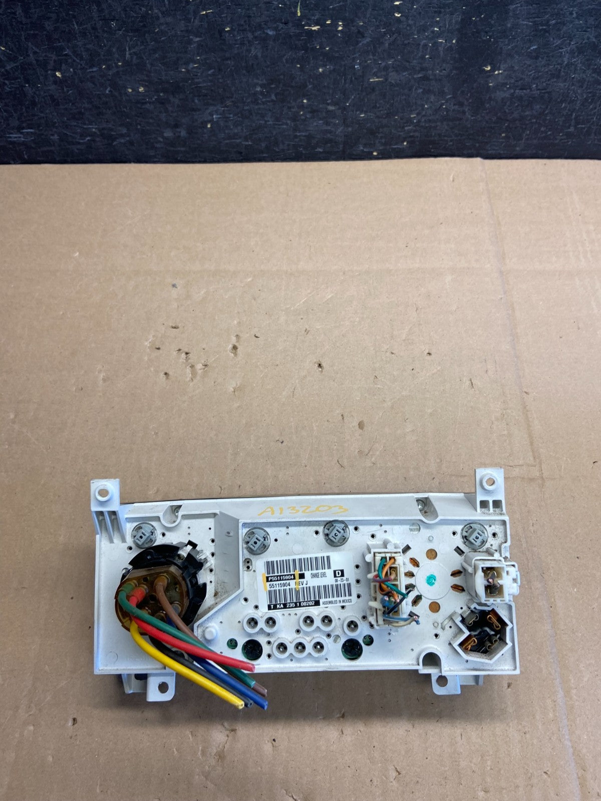 1999 to 2004 Jeep Grand Cherokee A/C Climate Control Bezel ai3203 DG4