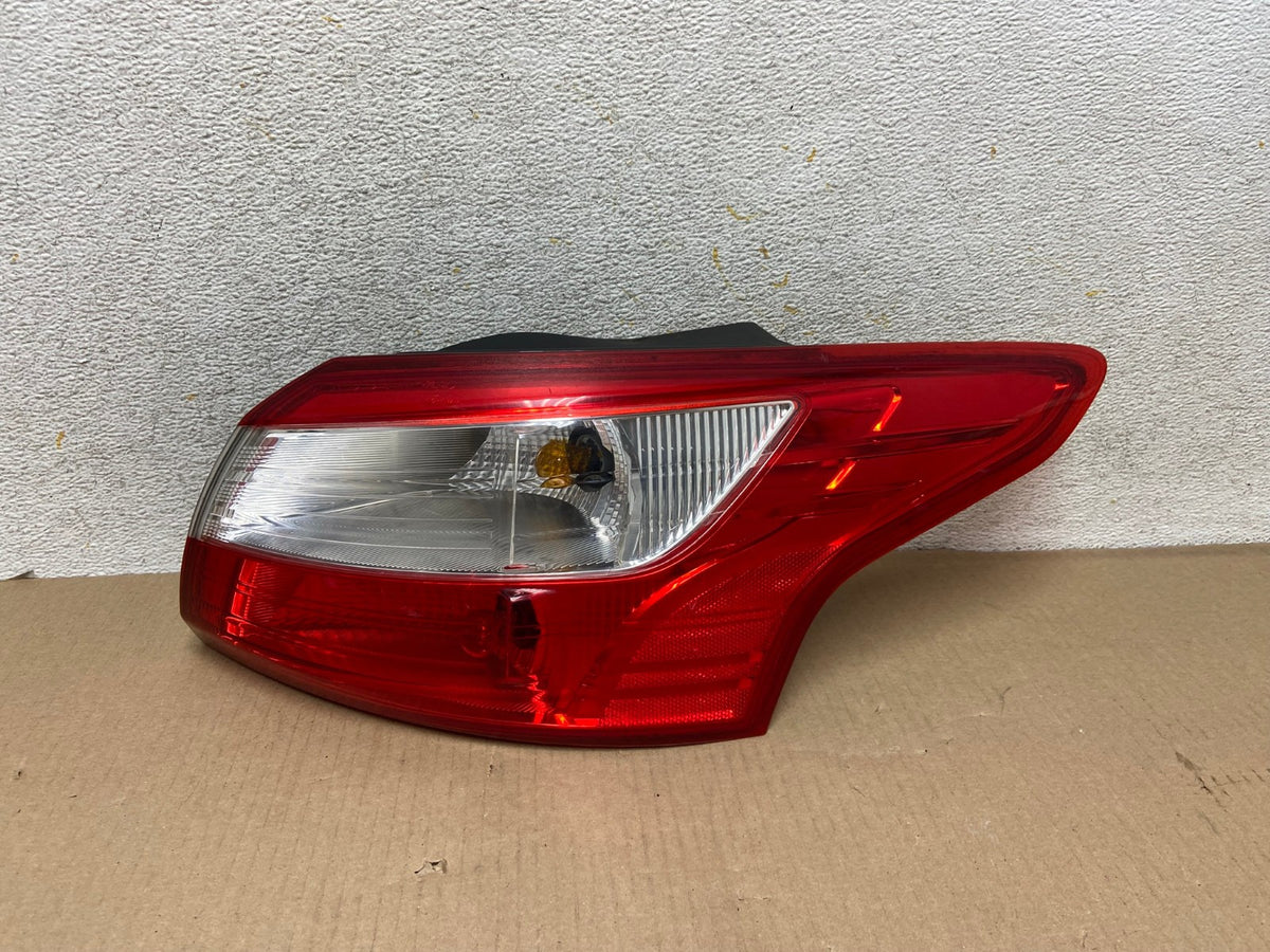 2012 2013 2014 Ford Focus Sedan Right Passenger Rh Side Tail Light AH4374 LK0