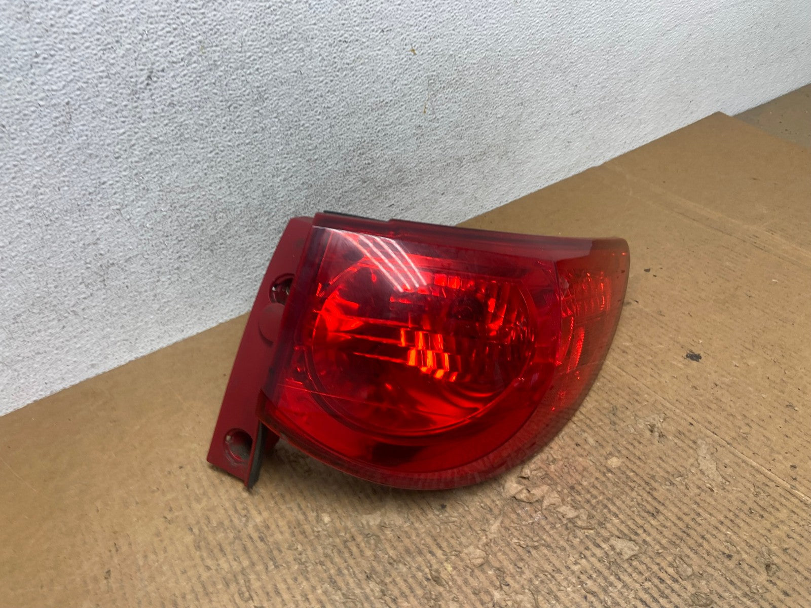 2009 2010 2011 2012 Chevrolet Traverse Right Passenger Tail Light AE2832 LK2
