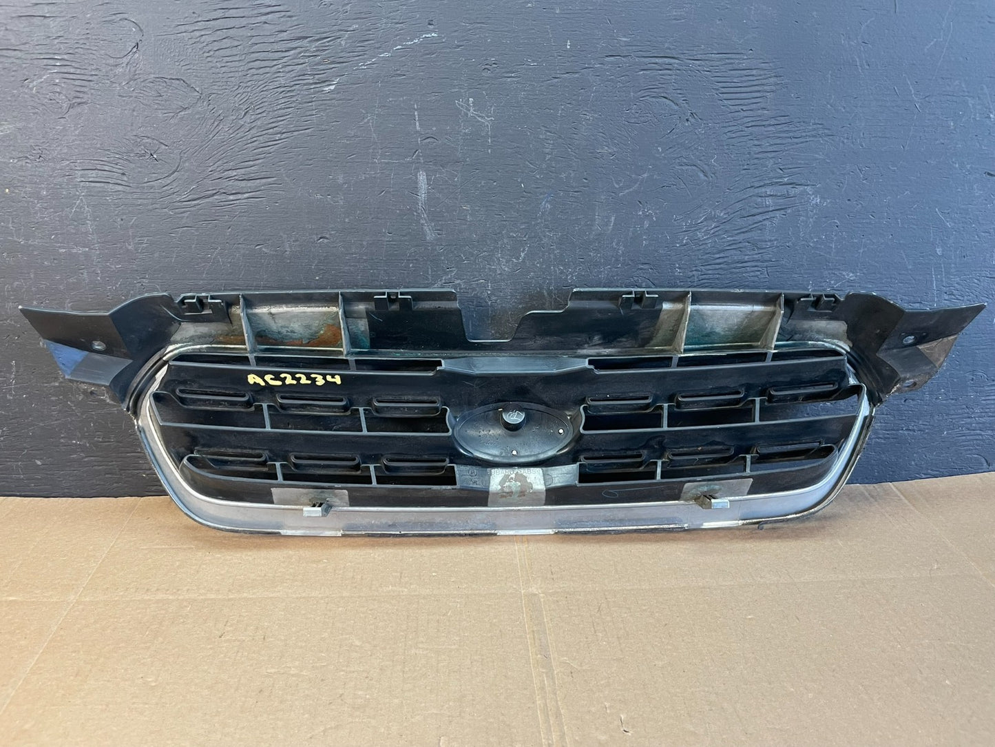 2005 to 2007 Subaru Legacy Outback Front Grill Grille Oem AC2234 DG4