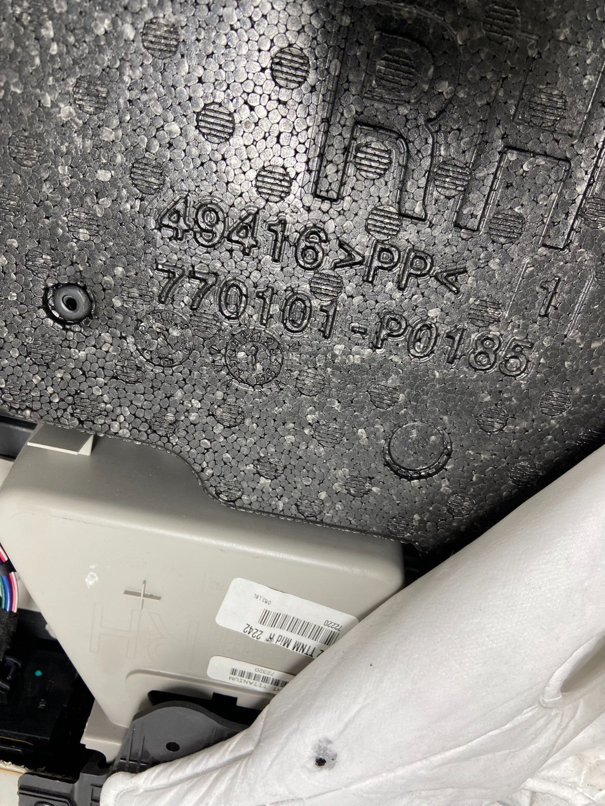 2018 to 2021 Chevrolet Equinox Front Right Passenger RH Door Panel AC0033 DG9