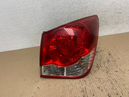 2011 2012 2013 2014 Chevrolet Cruze Right Passinger RH Side Tail Light AF7089 LK0