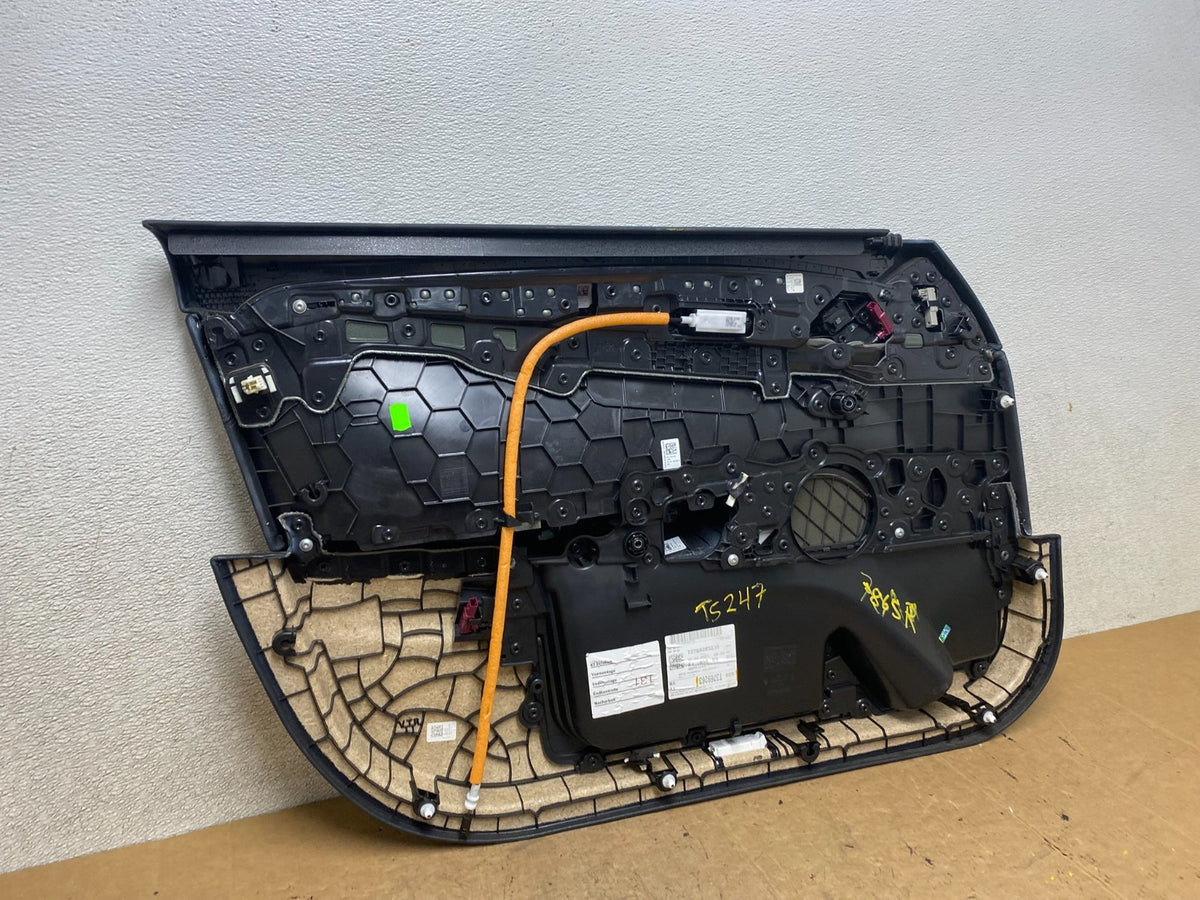 2017 - 2020 BMW 540I 530i G30 Front Passenger Right Side Door Panel t5247 DG8