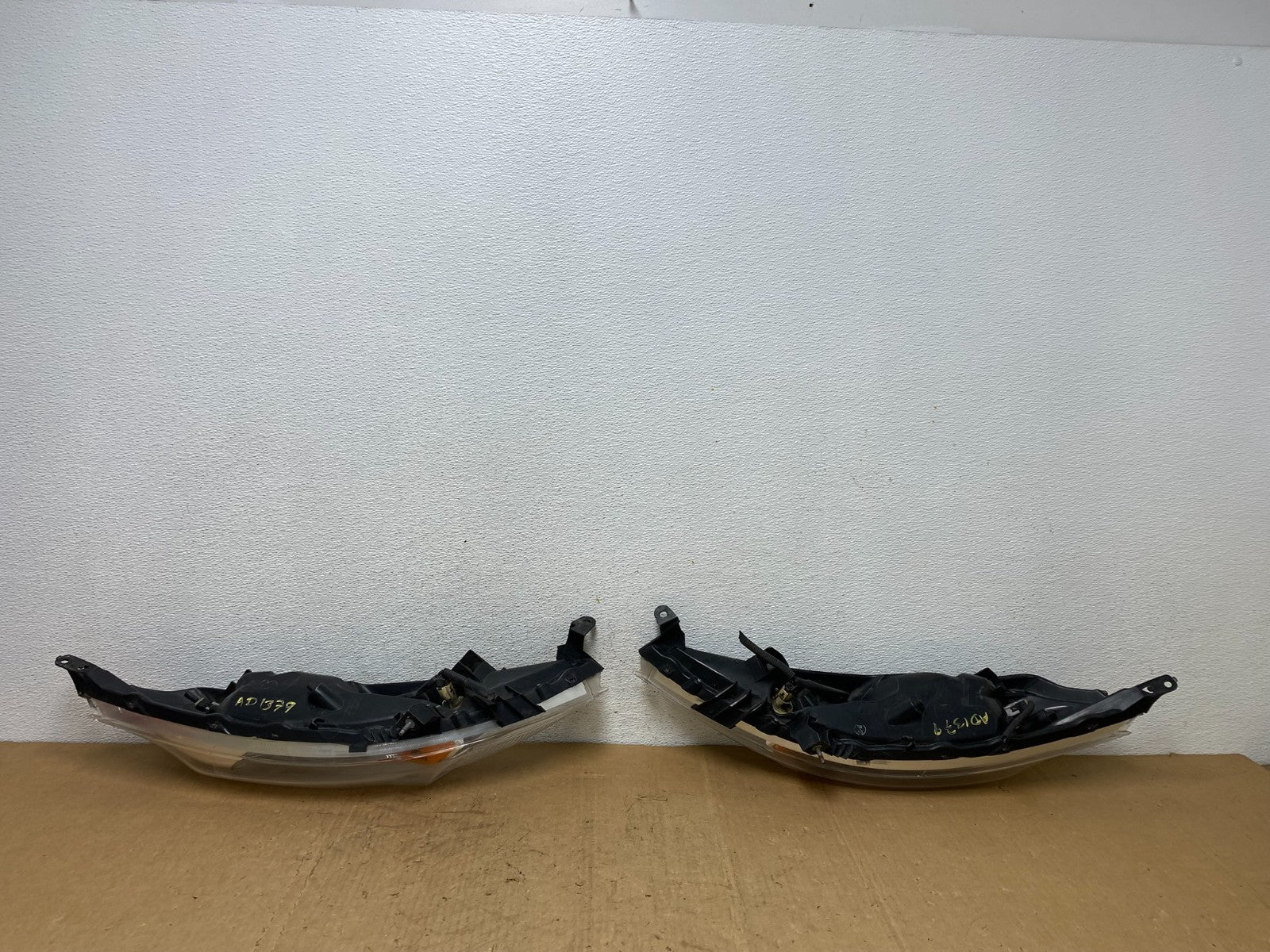 2011-2014 Nissan Juke Turn Signal Headlights Left+Right Halogen AD1379 DW7
