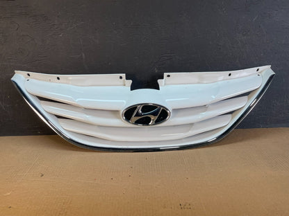 2011 to 2014 Hyundai Sonata Front Upper Grill Grille AF5241 DW0