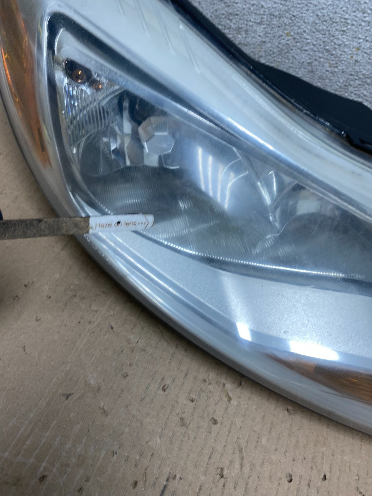 2012 2013 2014 Ford Focus Right Passenger Rh Side Headlight AJ2511 DW5