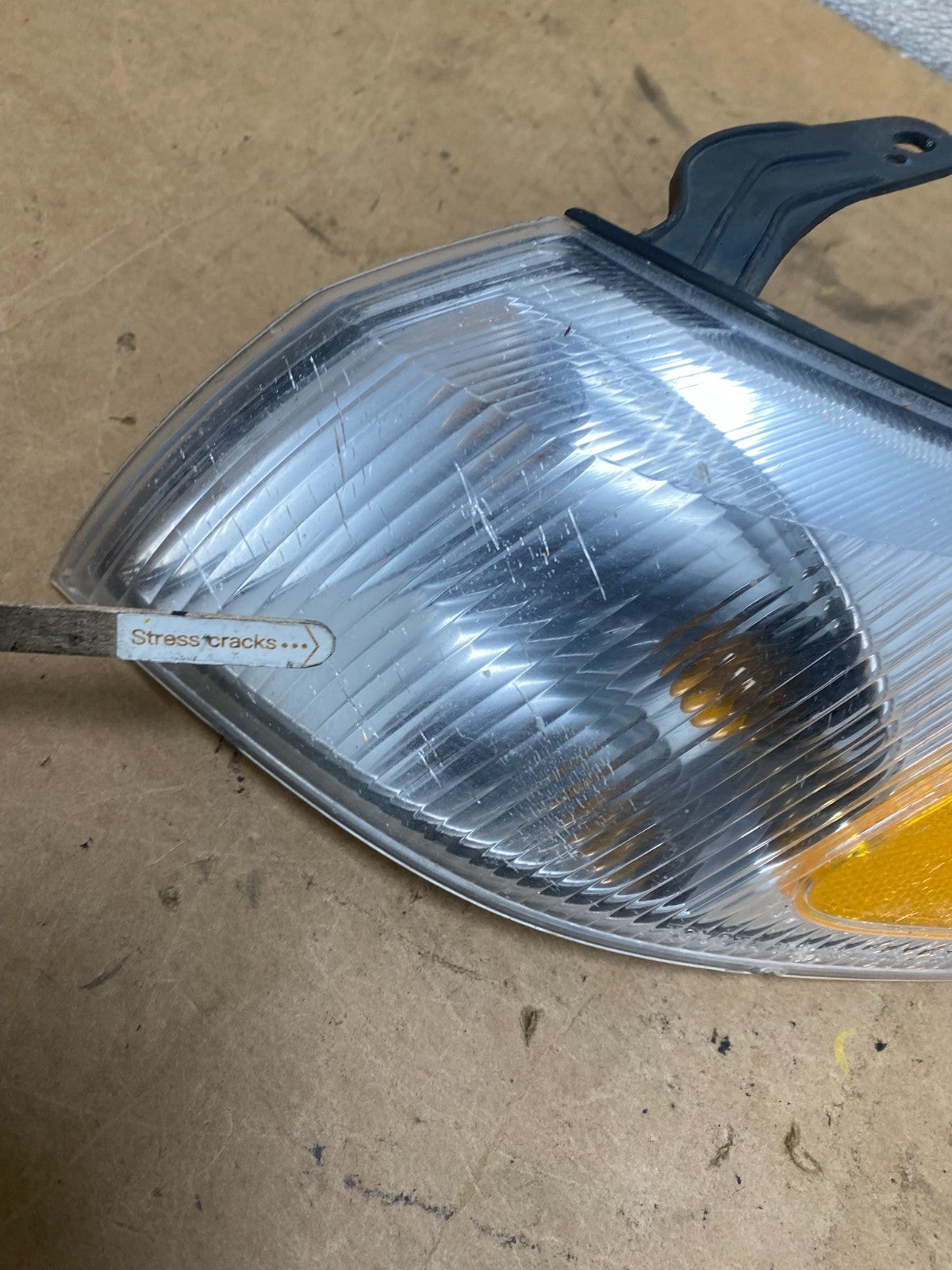 1997 1998 1999 Toyota Camry Left Driver LH Turn Signal X5168 DW3