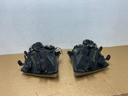 2005 2006 2007 Nissan Pathfinder Halogen Headlights Left+Right AC7709 DW10