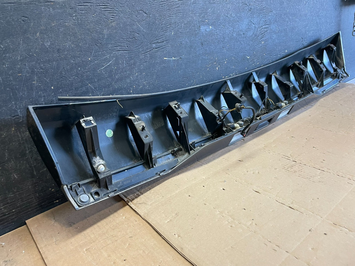 2010-2013 Land Rover Range Rover Sport Tailgate Lifgtgate Trunk Panel AA8886 DG8