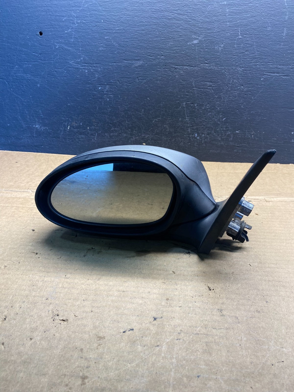 2006 to 2008 BMW 325i Left Driver LH Side View Door Mirror AD33848