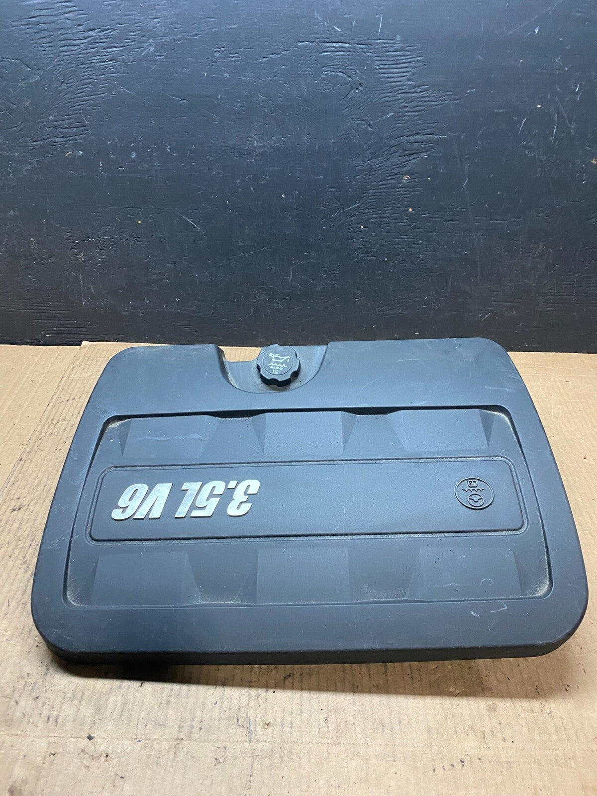 2008 to 2010 Saturn Aura 3.5L Engine Motor Cover G2825 PS0