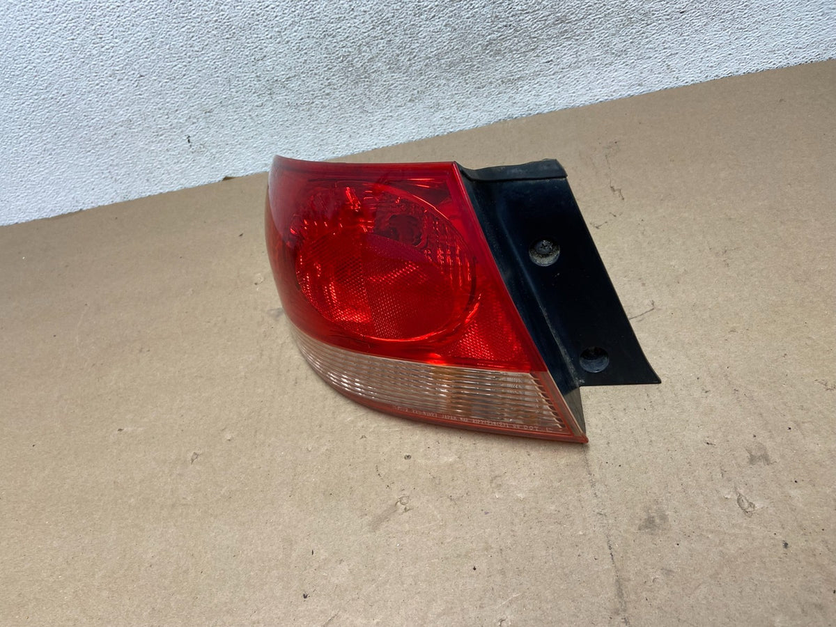 2001 2002 Mazda Millenia Left Driver Side Tail Light AG45771