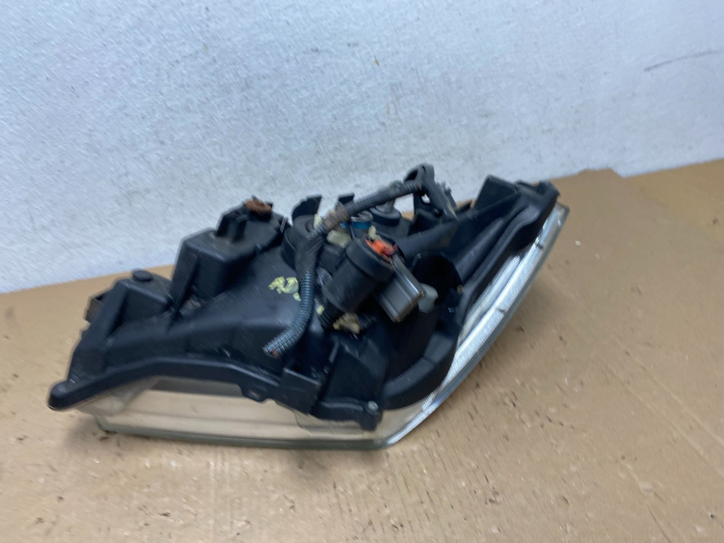 2005-2007 Nissan Pathfinder Halogen Headlight Right Passenger Rh AD8178 DW7