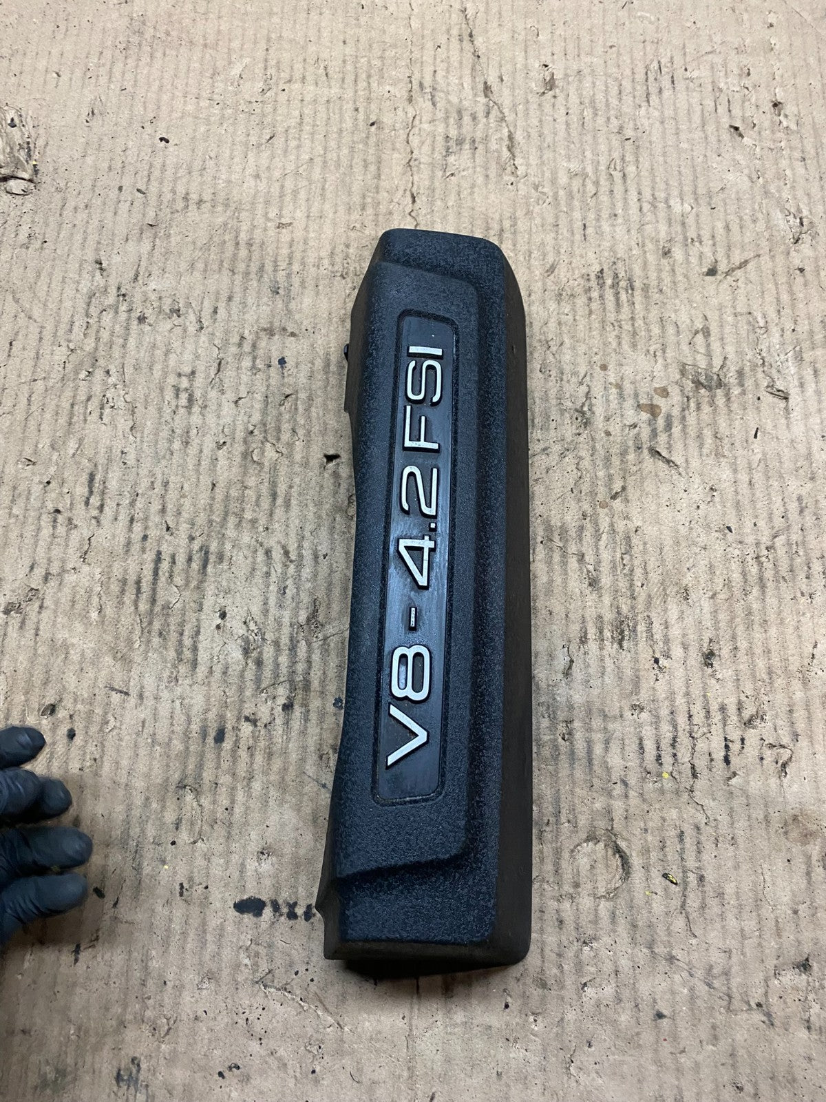 2007 2008 2009 Audi A8 4.2L FSI Engine Motor Cover V4004 DG3