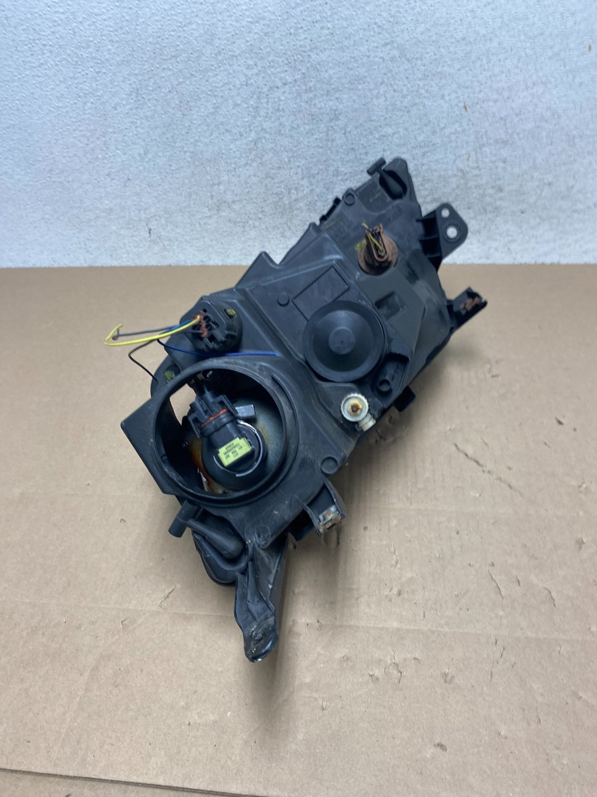 2010 2011 2012 Ford Fusion Right Passenger RH Headlight Halogen AG5772 DW6