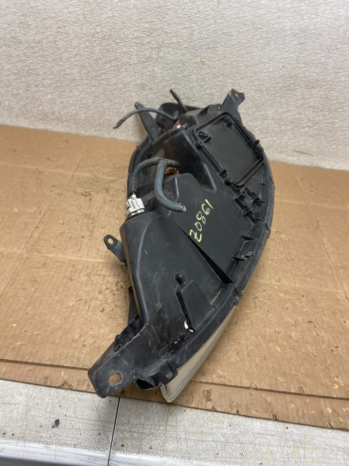 2006 to 2010 Toyota Sienna Right Passenger Rh Side Headlight Halogen Z0861 DW8
