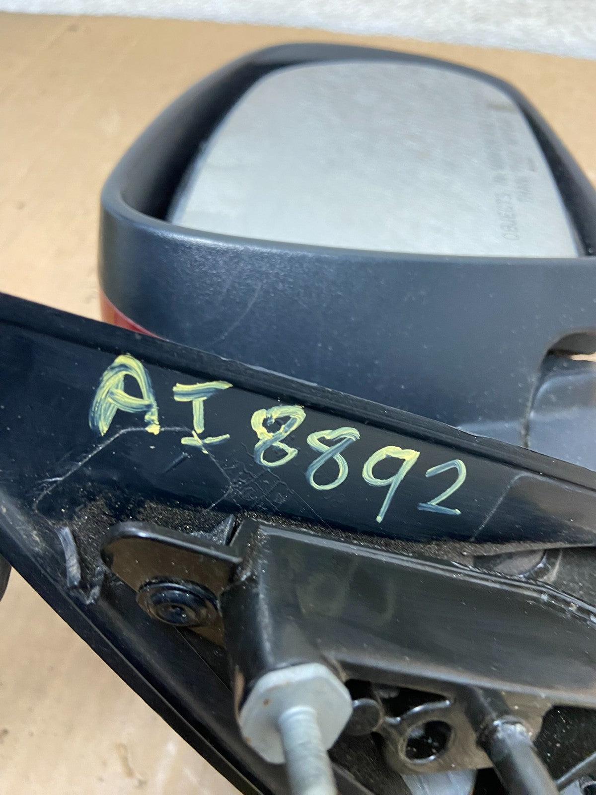 2014 - 2021 Jeep Cherokee Right Passenger View Door Mirror AI8892 DW7