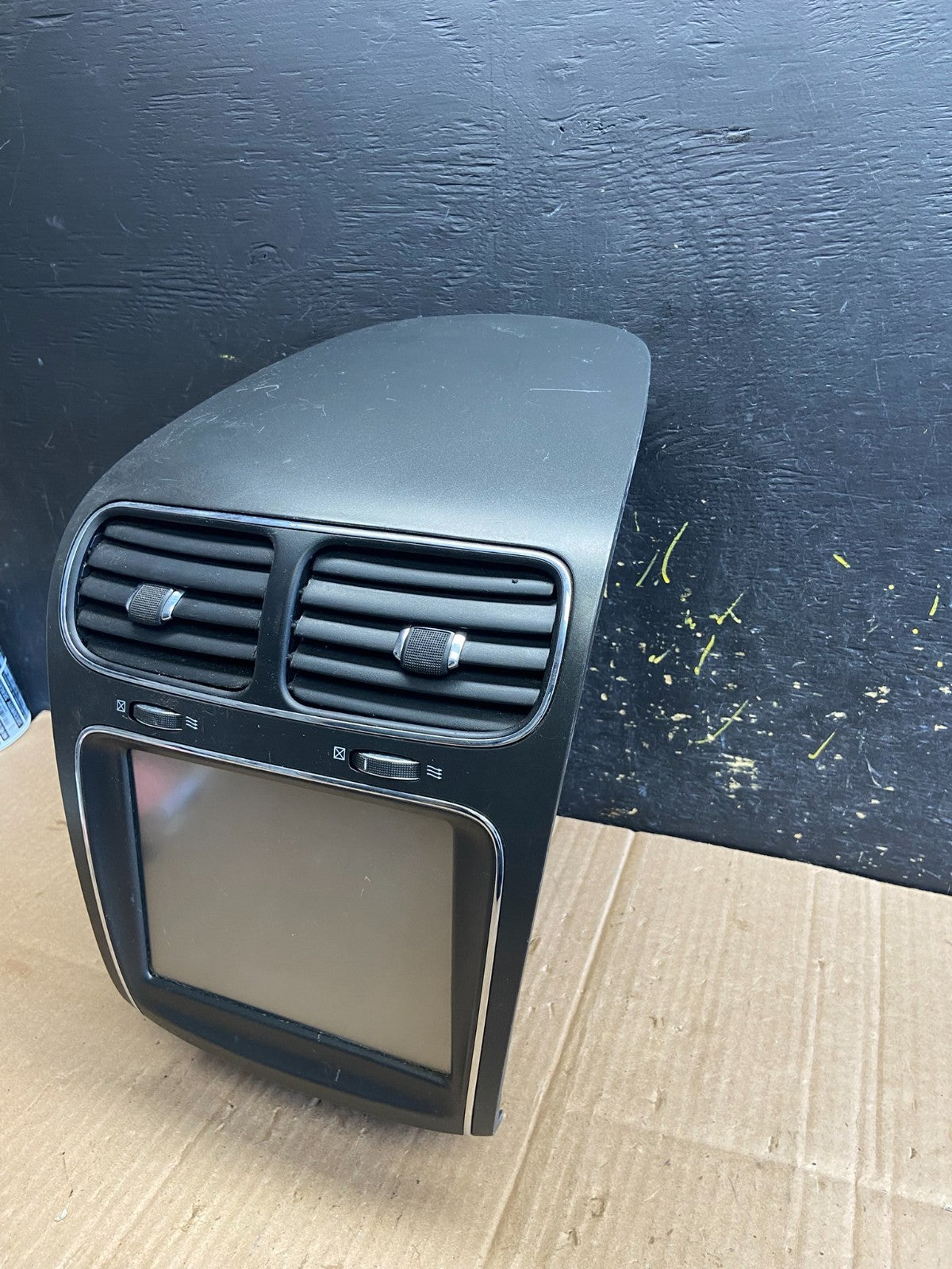 2011 to 2019 Dodge Journey 8.4 Radio Display Screen Air Vents AA8084 DG1