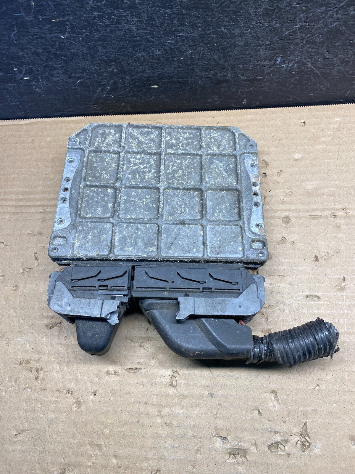 2010 2011 Toyota Camry Electronic Engine Control Module ECU ECM AD9592 DG1