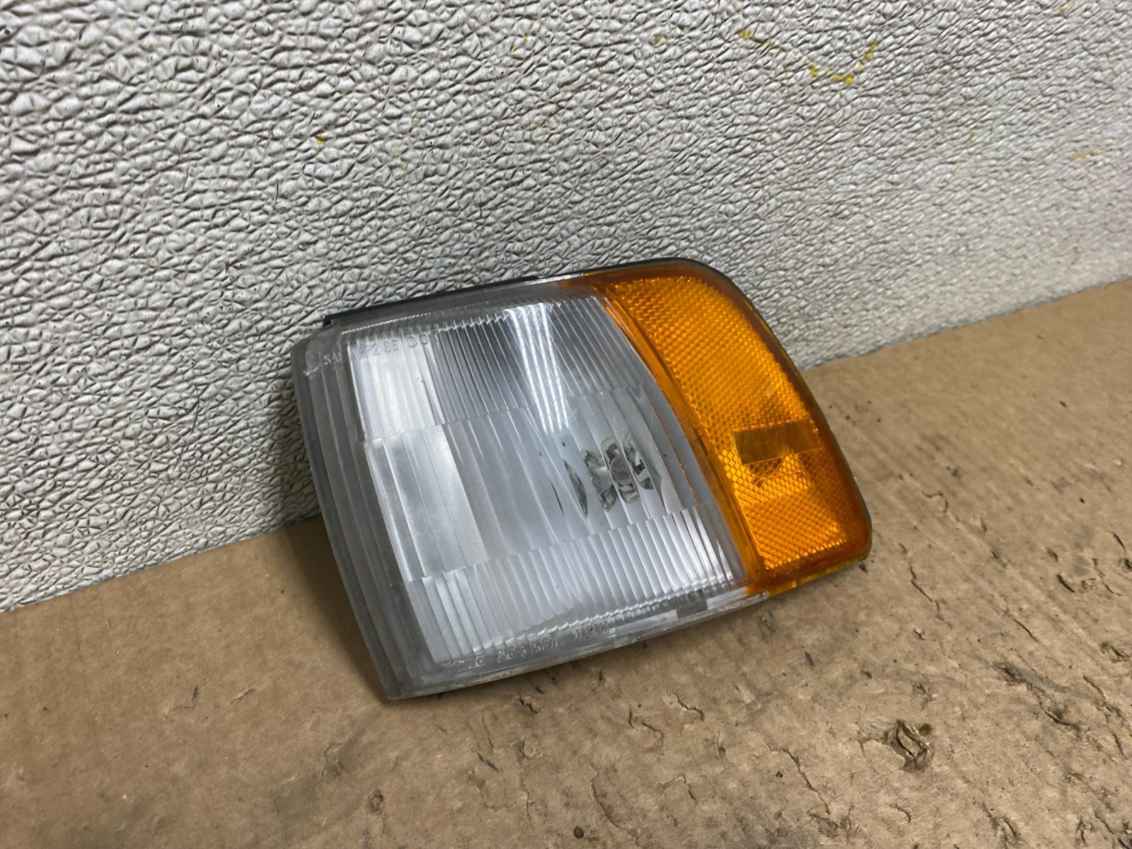 1989 to 1994 Mitsubishi Galant front corner light lamp Left 216-37567 L W7948 PS2