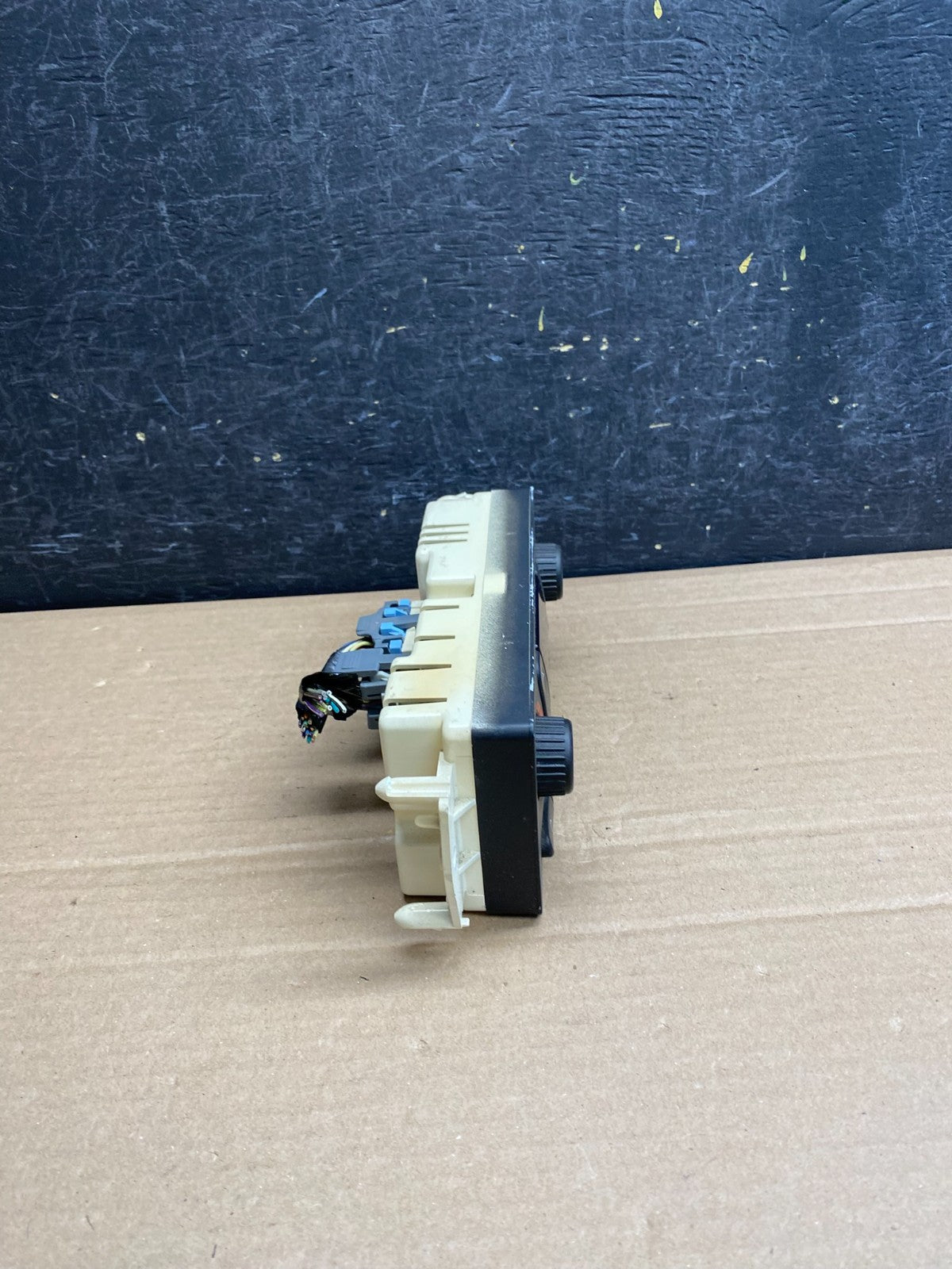 2003 to 2006 Chevrolet Silverado HVAC Heater Climate Control Module AG0024 DG1