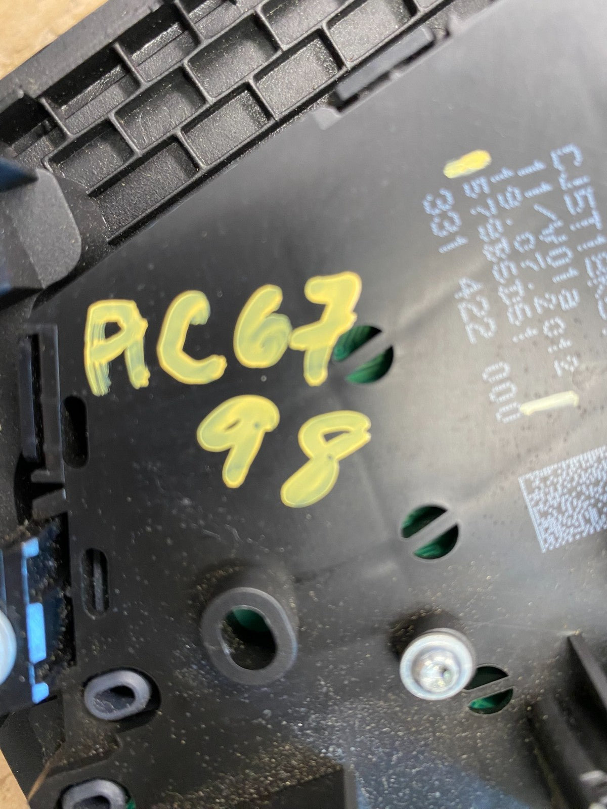 2013 2014 2015 2016 Ford Escape Dash Radio Control Panel Bezel AC6798 DG6