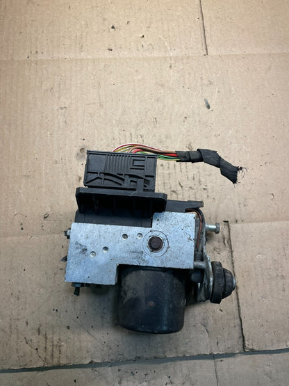 1998 1999 Mercedes E300 E320 ABS Anti Lock Brake Pump Module v9083 DG1