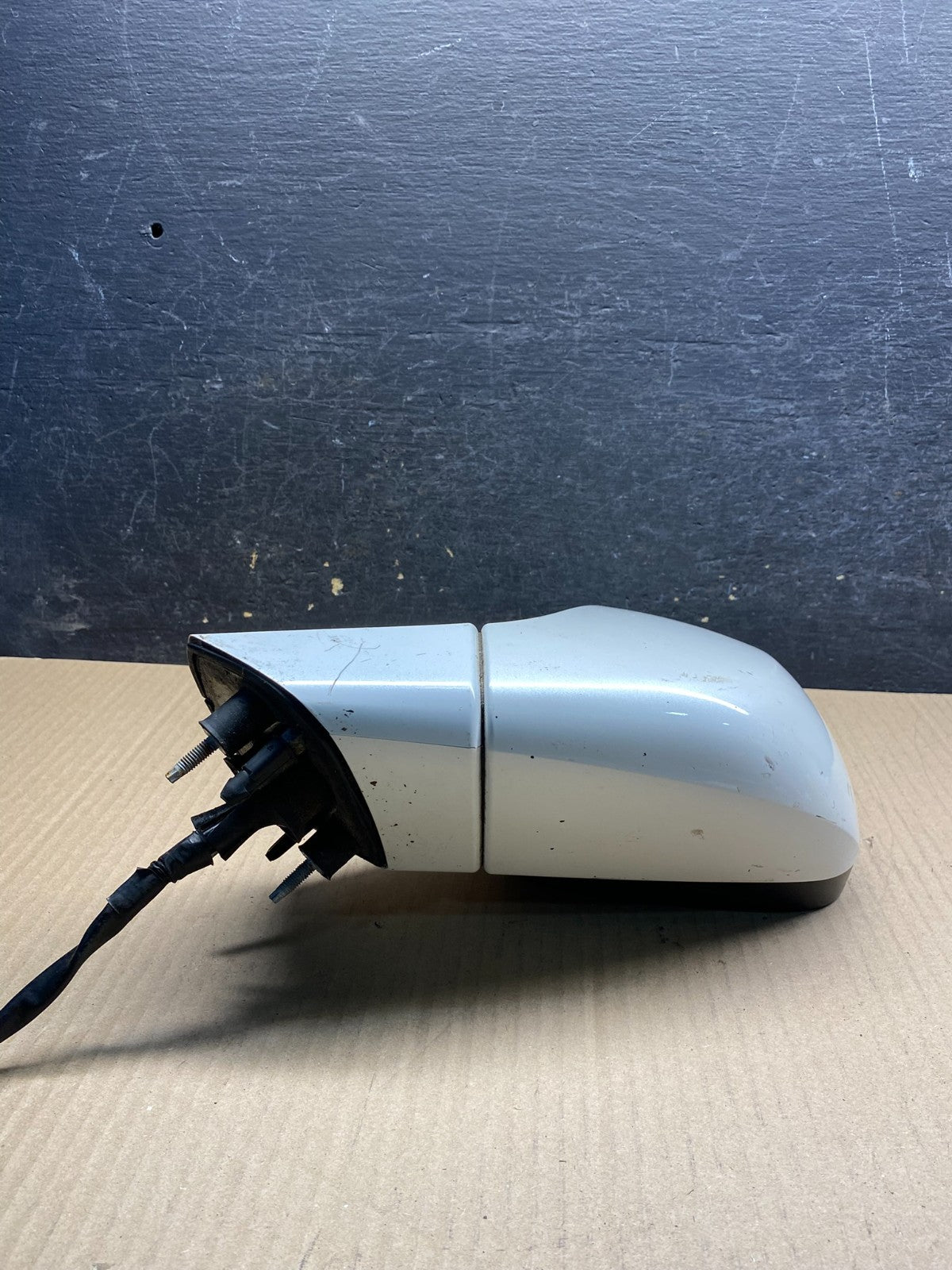 2014 to 2016 Buick Encore Right Passenger RH Side View Door Mirror AI0317 DW4