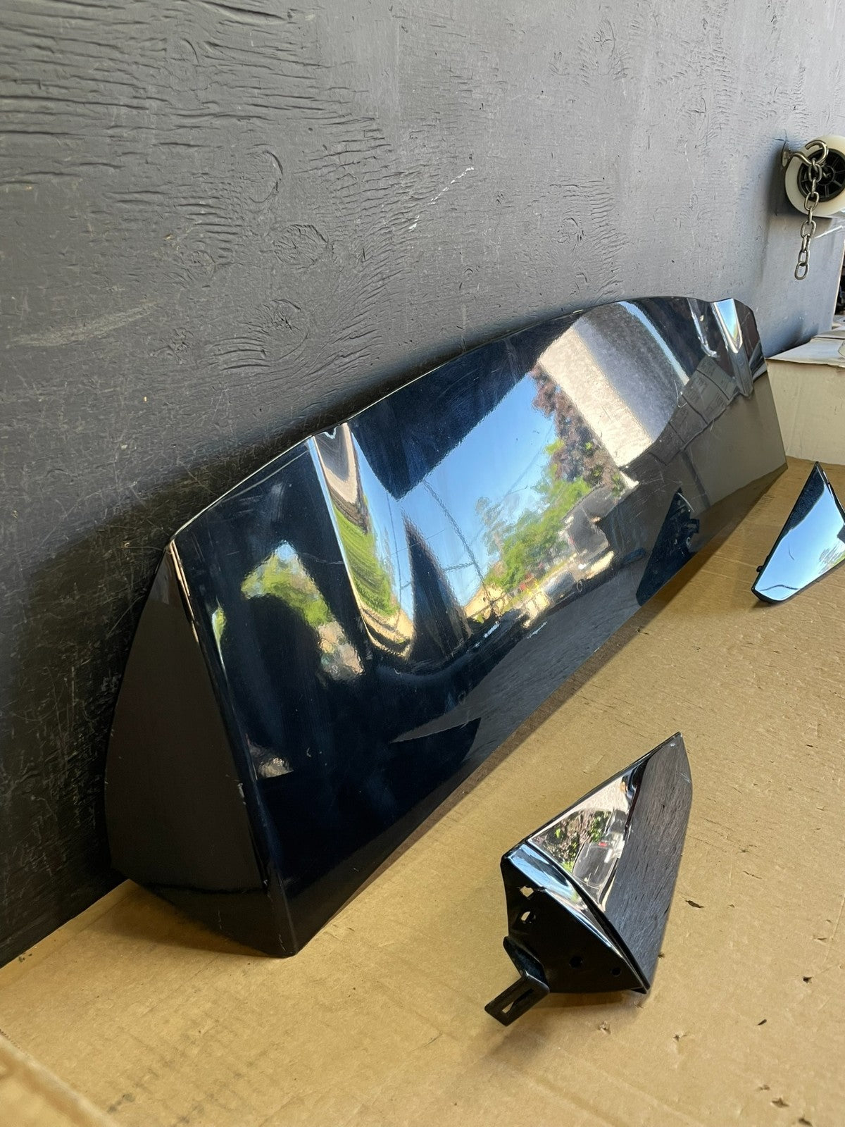 2020 to 2023 Ford Explorer Rear Liftgate Spoiler Wing AD0412 DG2