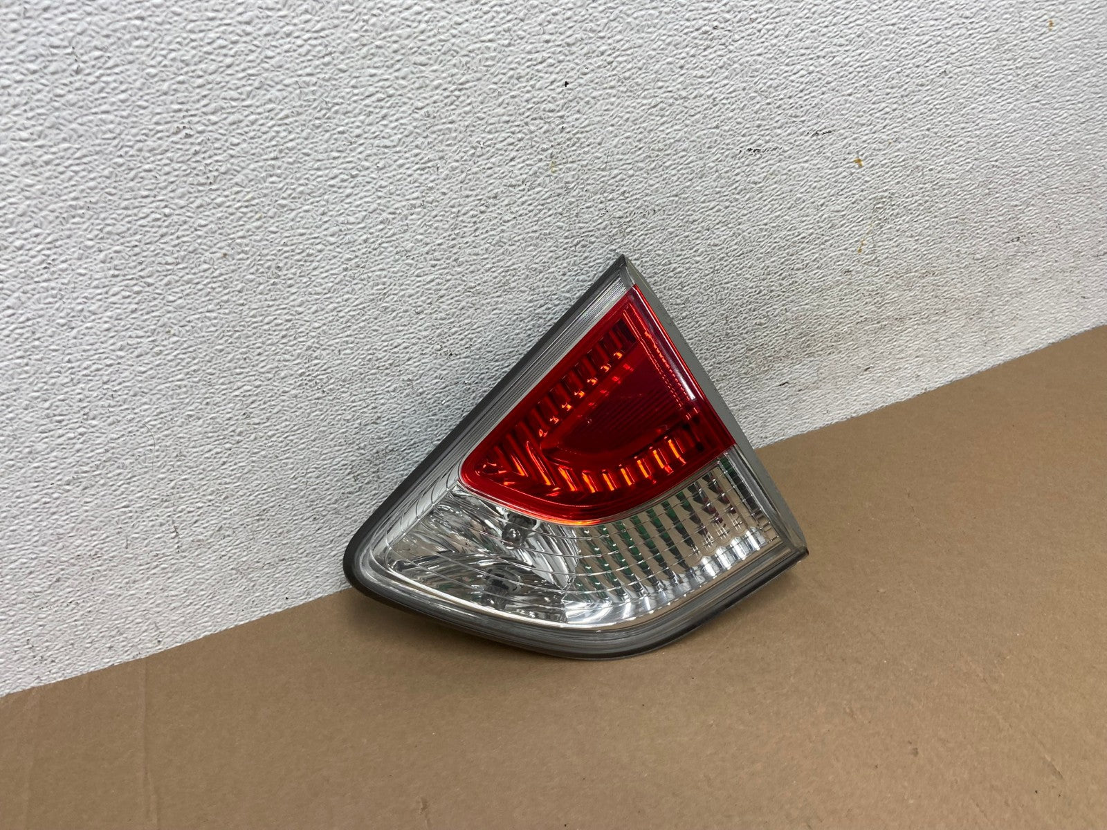2013 to 2016 Nissan Pathfinder Right Passenger Inner Tail light AD6407 LK2