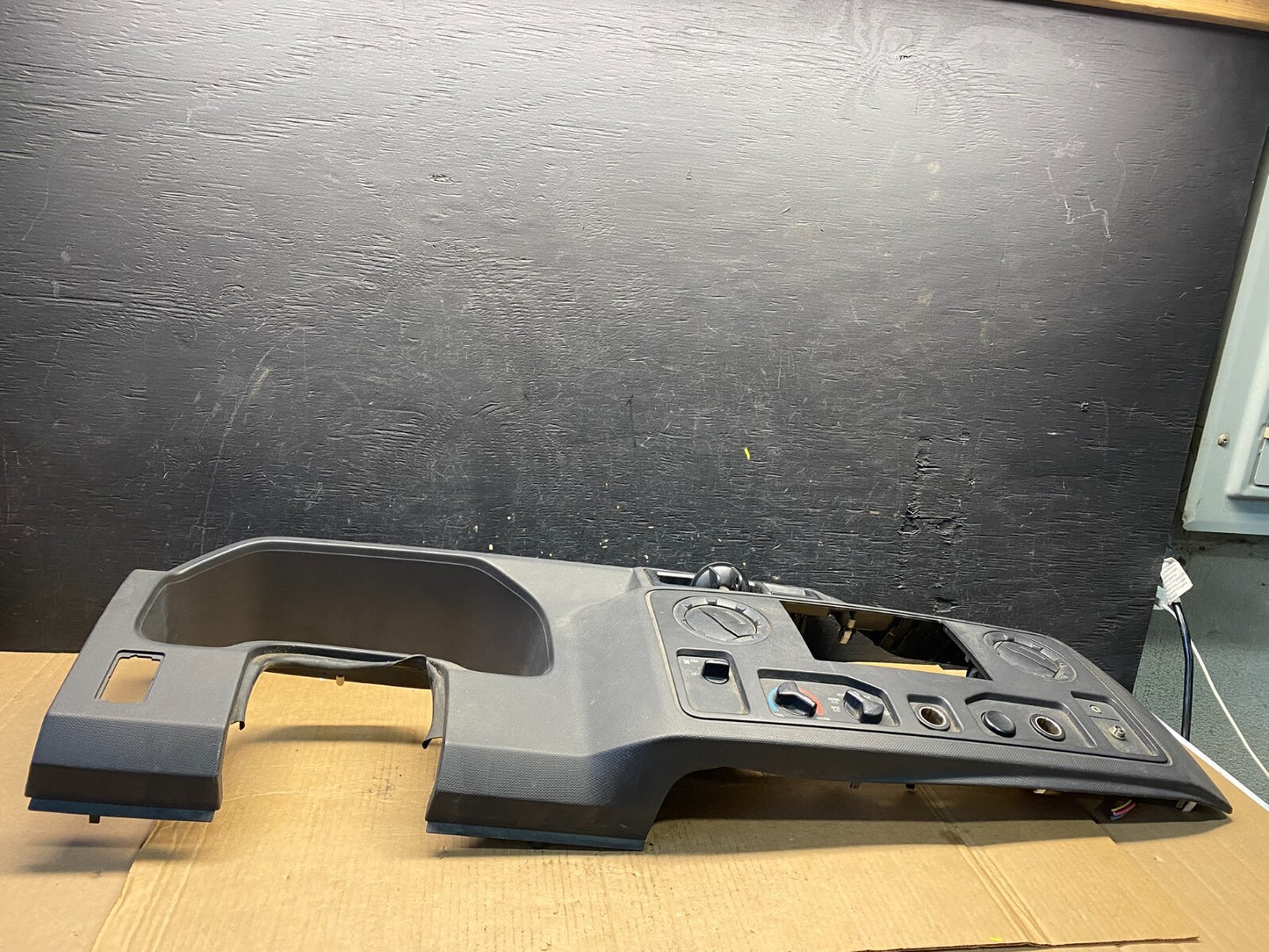 2009 - 2014 Ford E150 E250 Gauge Speedometer Cluster Radio Bezel Trim M4344 DG1