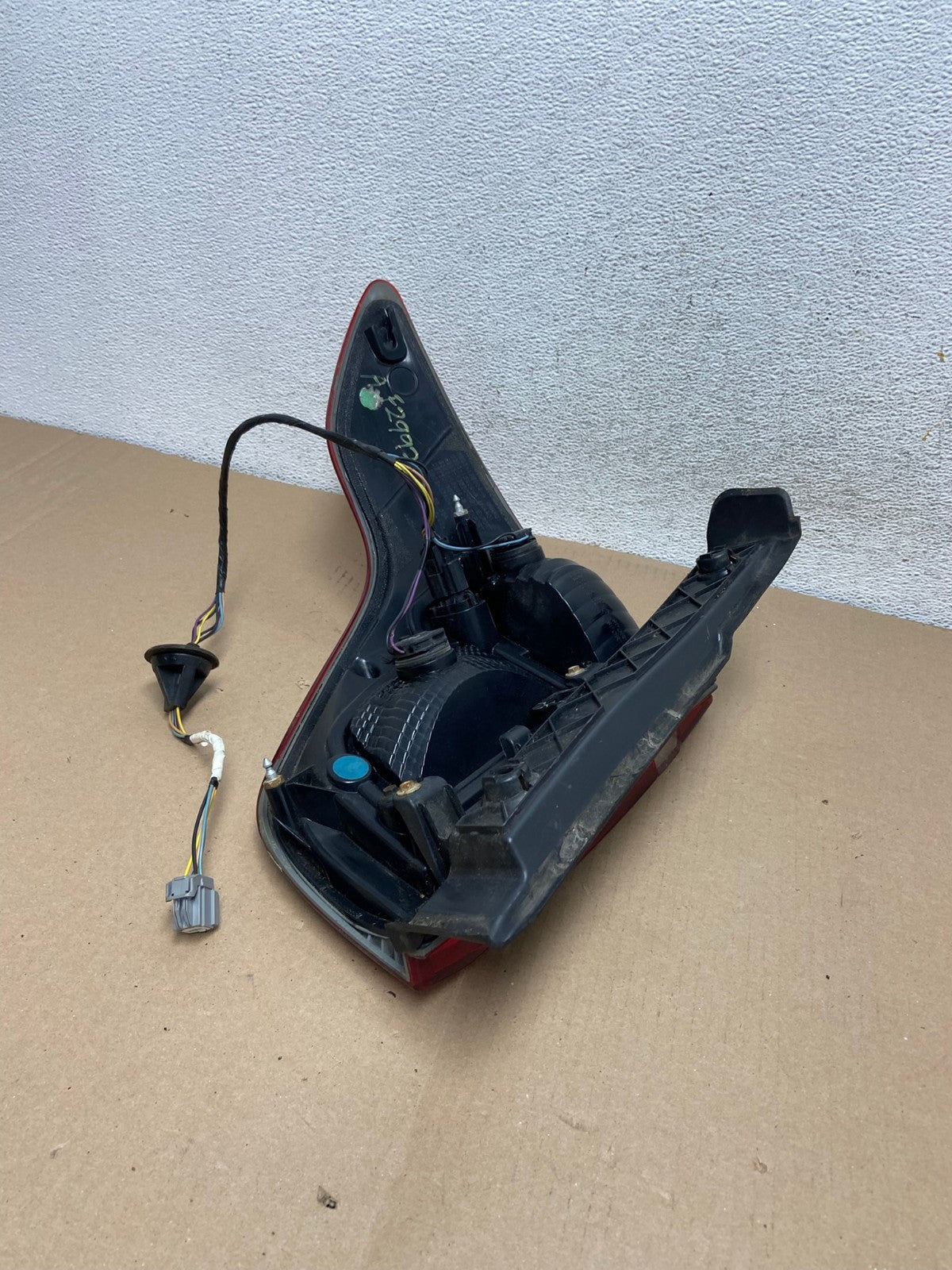 2011-2015 Ford Explorer Police Package Right Passenger Tail light AF2997 LK5