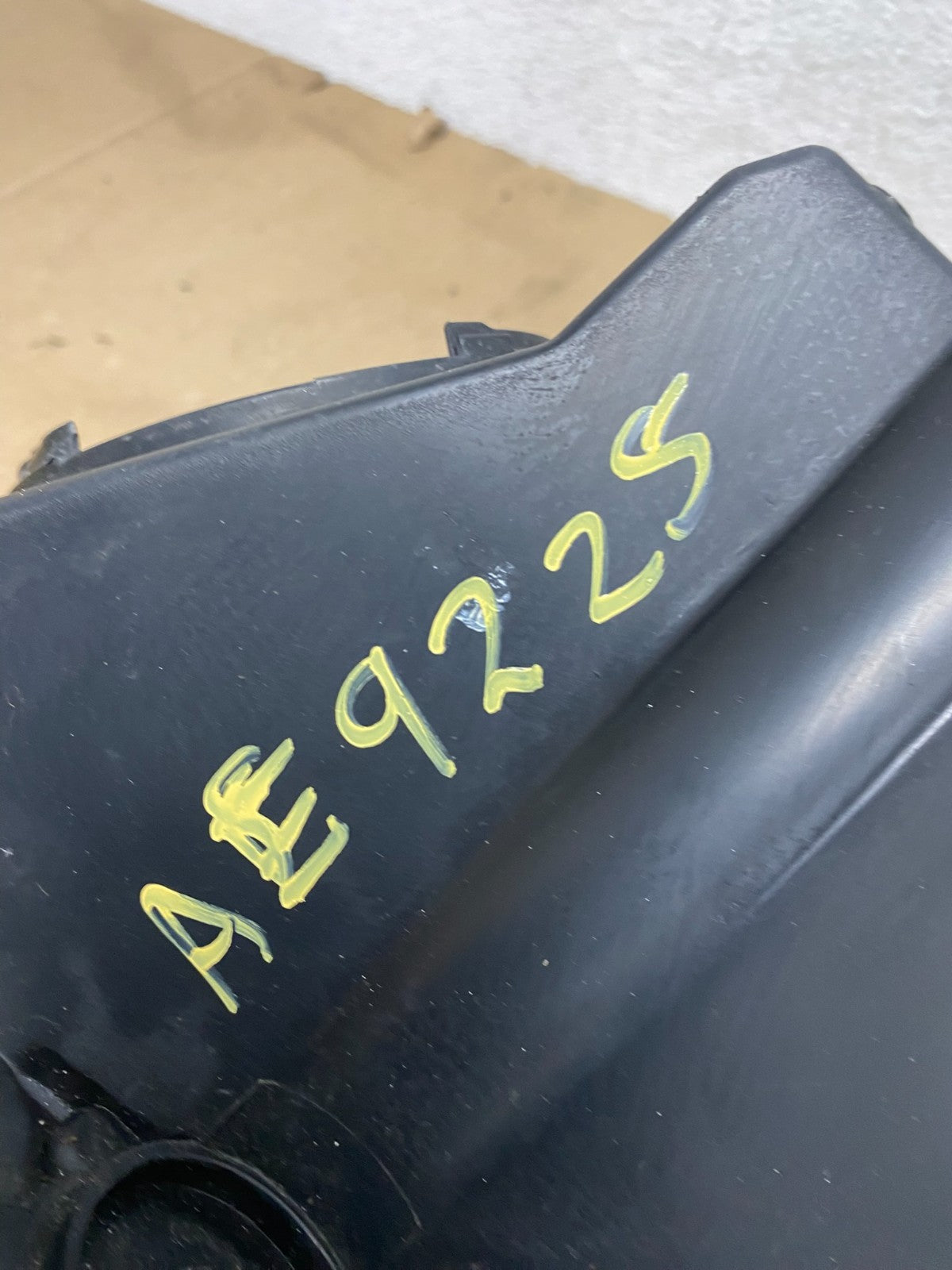 2012-2017 Kia Rio Hatchback Right Passenger LED Projector Headlight AE9225 DG10