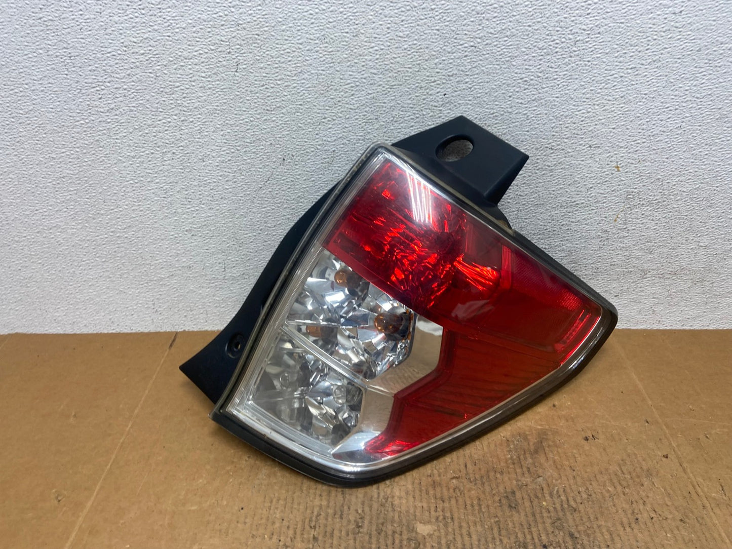 2009-2013 Subaru Forester Right Passenger Rh Side Tail Light AE2599 LK0