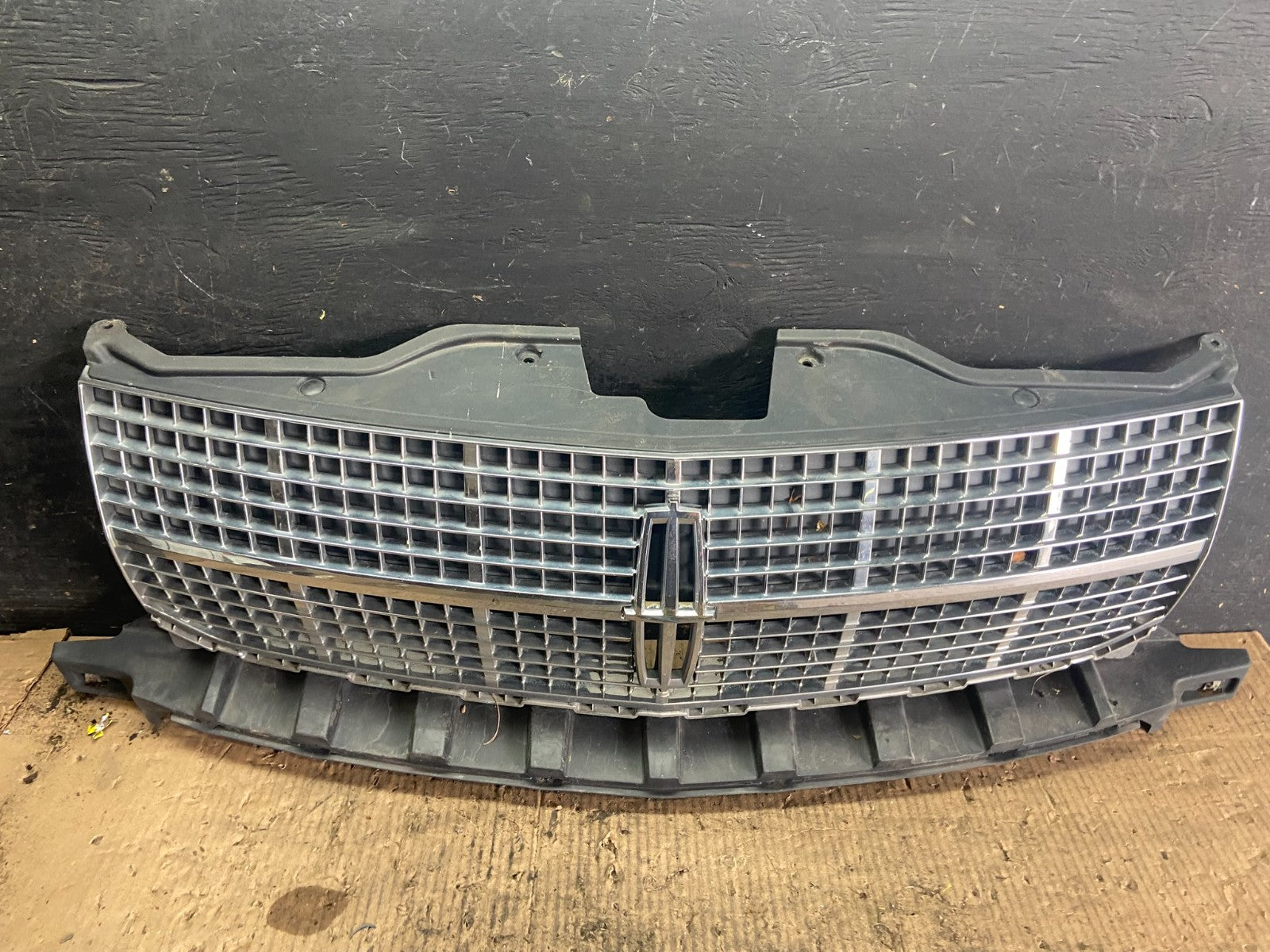 2007 to 2010 Lincoln Mkx Front Upper Grill Grille OEM R7223 DG0