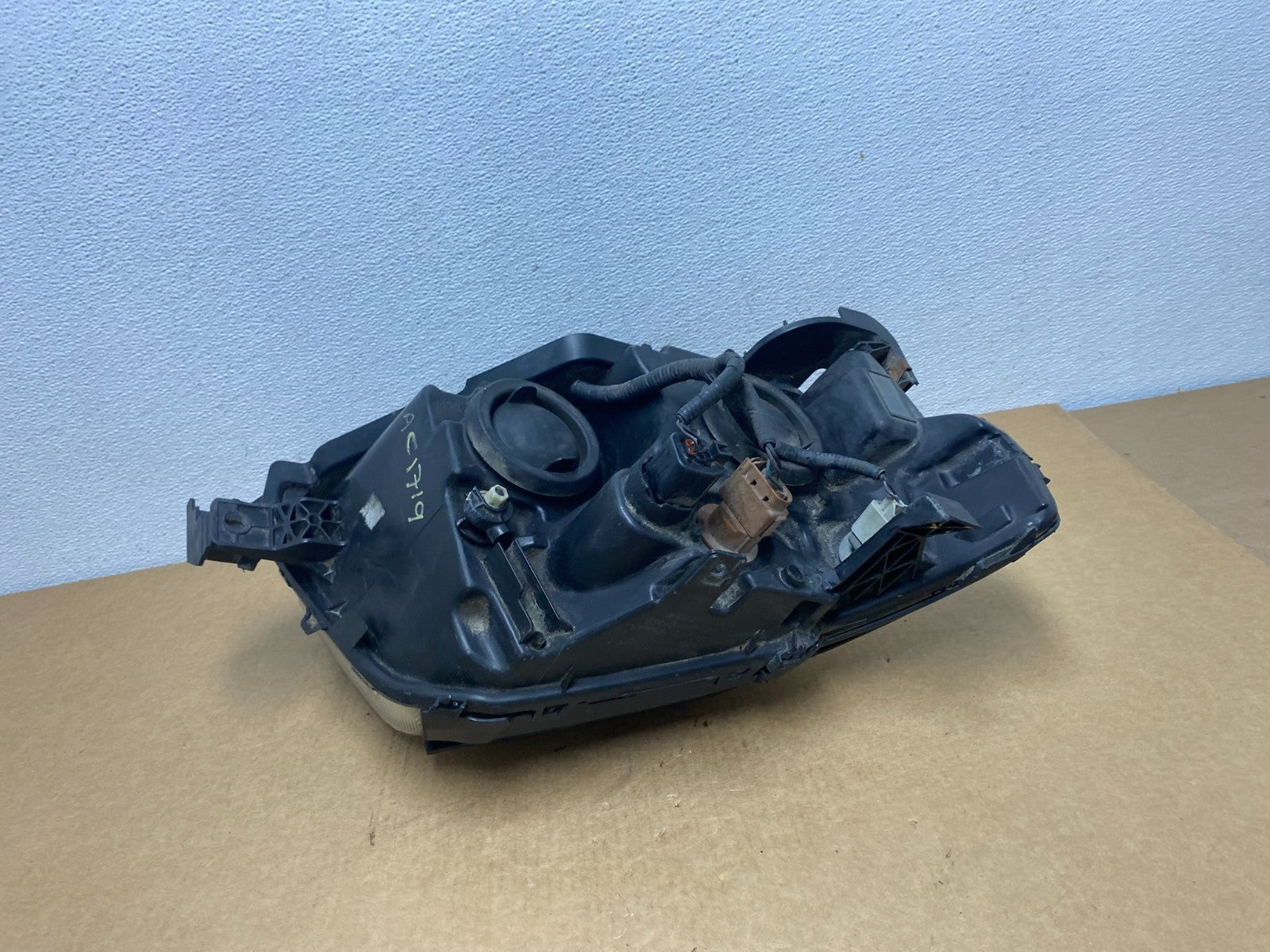 2008 to 2009 Ford Taurus Left Driver LH Side Halogen Headlight Oem AC1719 DW7